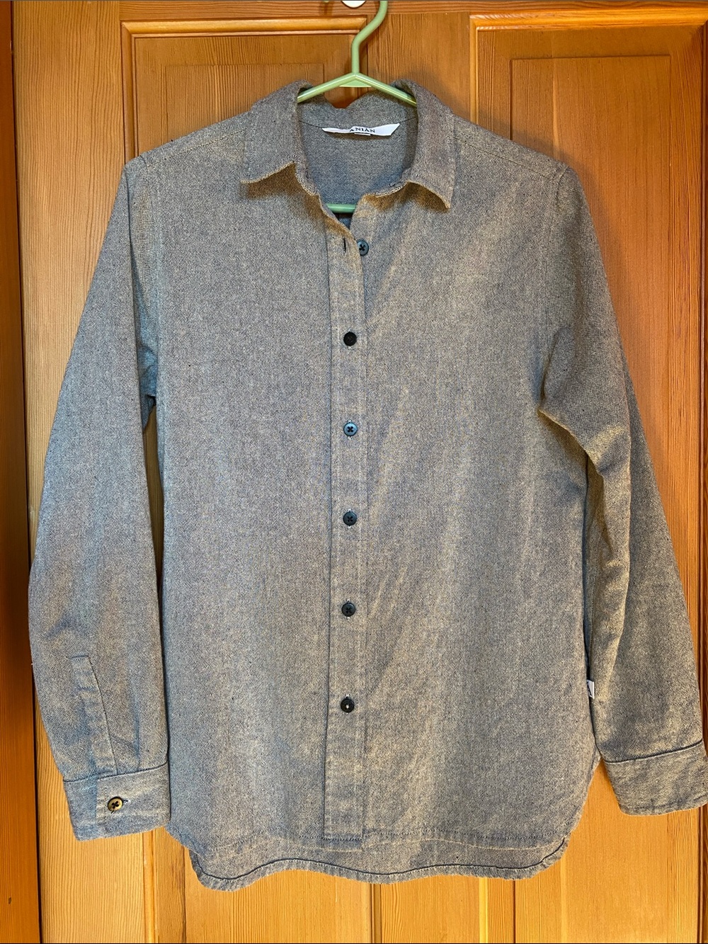 Anian the LS Denman, women's size S